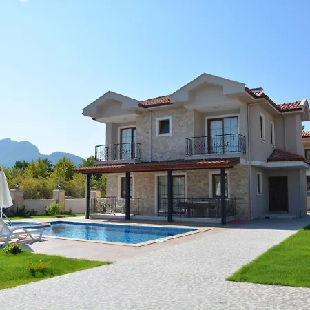 Stunning 4-bed Konak Private & Pool Βίλα Μούγκλα